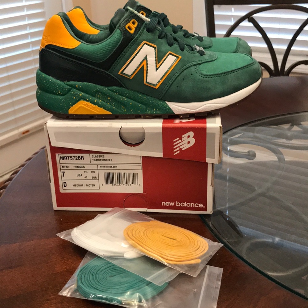 New Balance Sneakers
